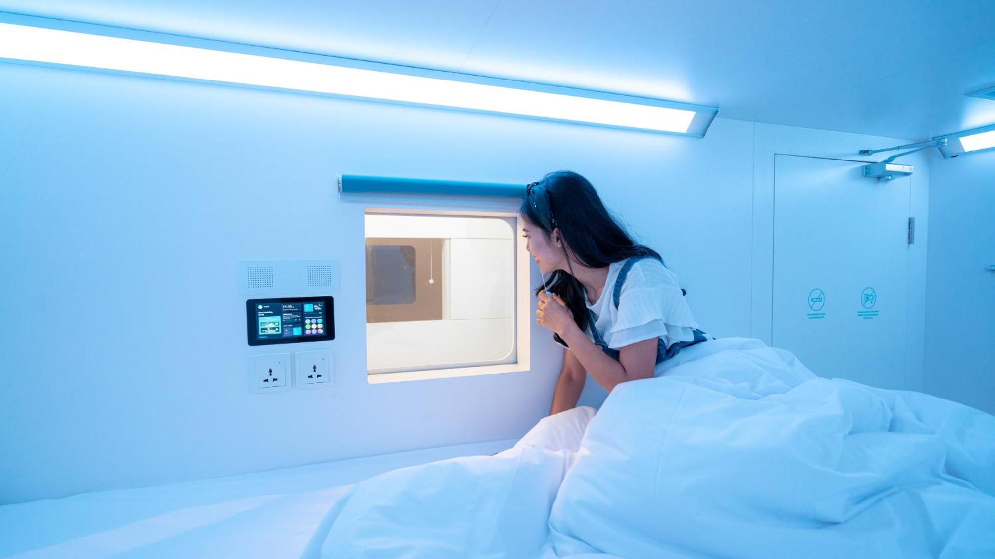 Hotel Bobopod Alun-Alun, Malang Zewnętrze zdjęcie