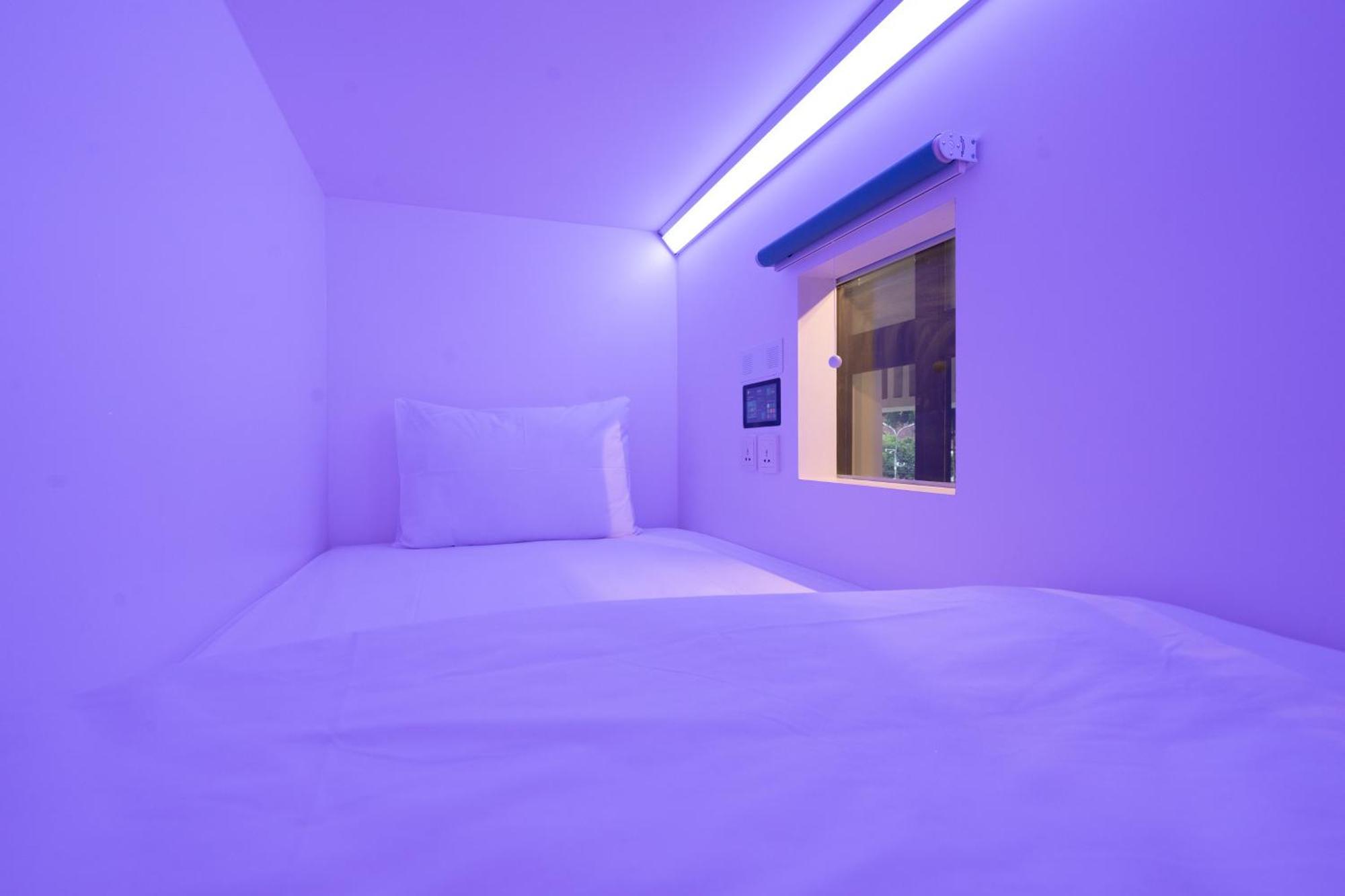 Hotel Bobopod Alun-Alun, Malang Zewnętrze zdjęcie